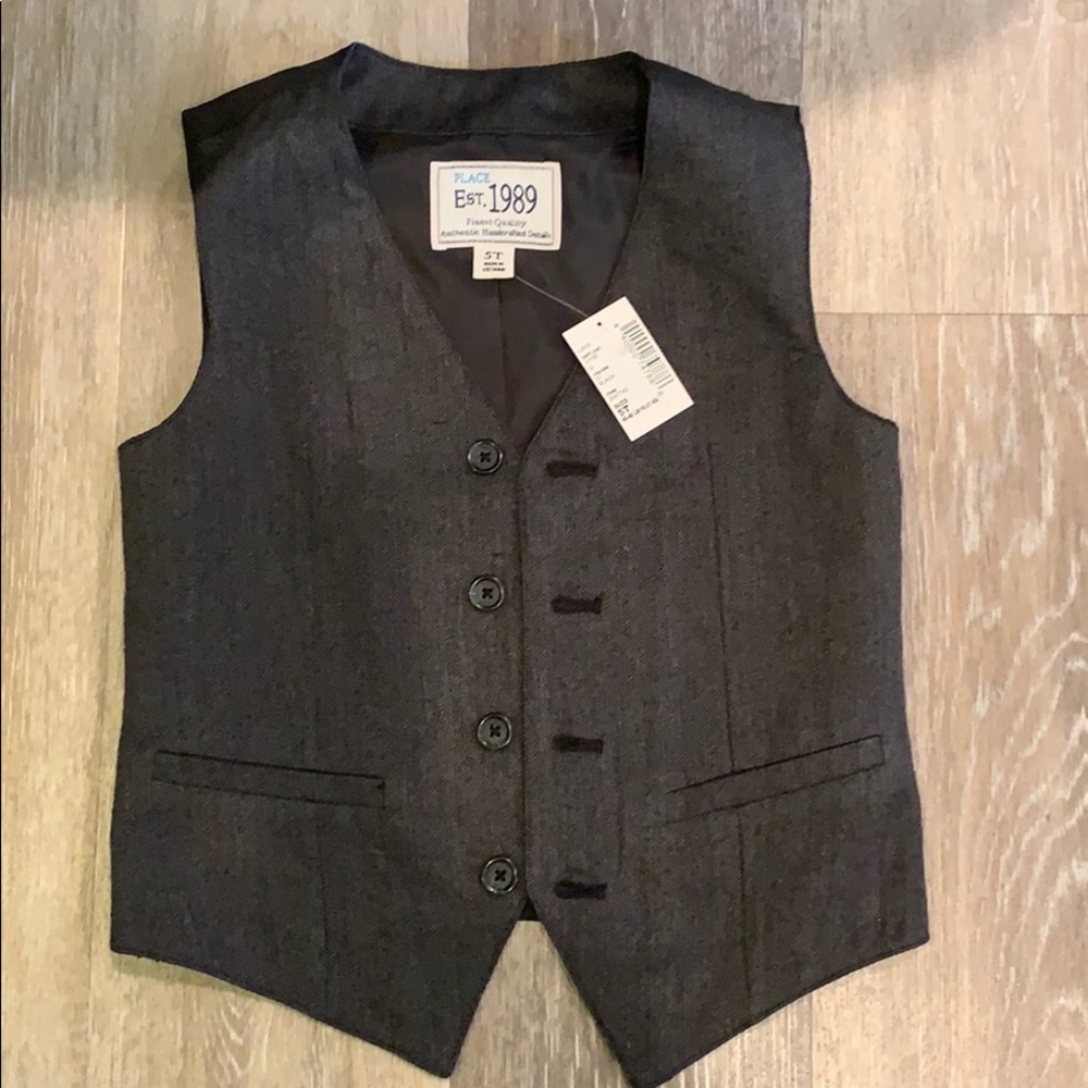 Children’s place dark gray vest - size 5T